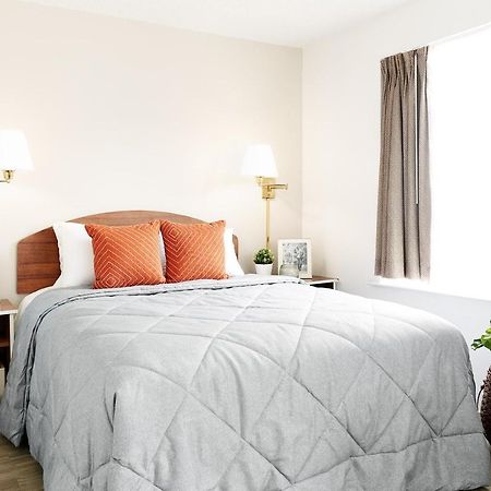 Intown Suites Extended Stay Jacksonville Fl - Baymeadows Екстер'єр фото