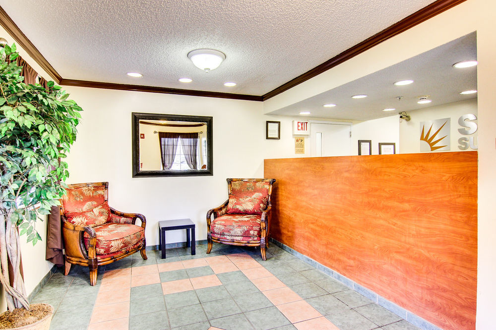 Intown Suites Extended Stay Jacksonville Fl - Baymeadows Екстер'єр фото